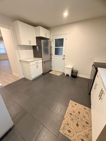 For Lease - 23 Hazel Street, St. Catharines, Ontario - Photo 5