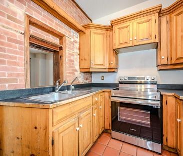 215 Paisley St, Guelph - Photo 4