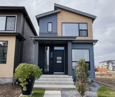 Brand New Modern 3 Bedroom 2.5 Bath House | 435 30 Street Southwest... - Photo 1