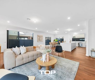 Perfect Blend of Comfort and Convenience in Clyde’s Five Farms Estate! - Photo 1