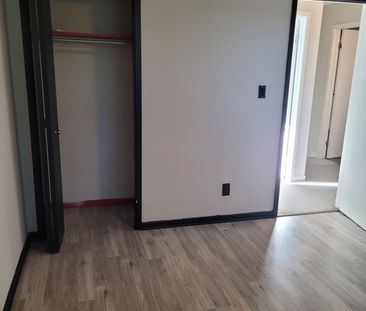 For Lease - 8087 Aintree Drive, Niagara Falls, Ontario - Photo 4