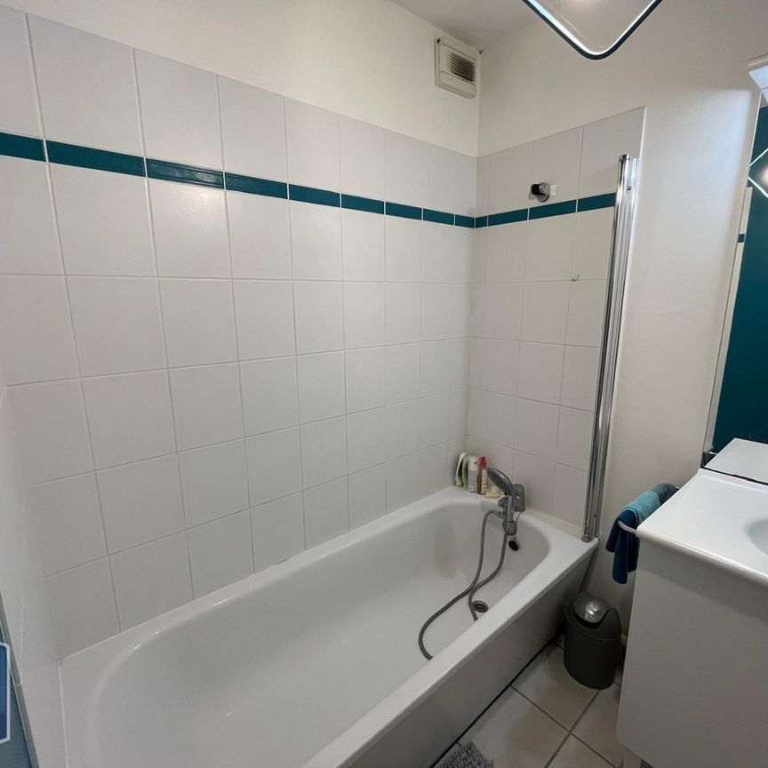 Location Appartement 2 pièces 47m² JOUE LES TOURS 37300 - Photo 1