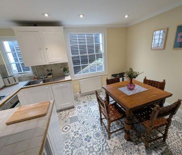 2 bedroom maisonette to rent - Photo 5