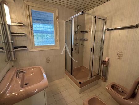 Location Appartement 3 pièces 74m² NICE 06100 - Photo 5