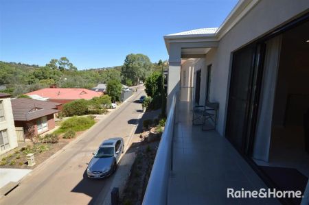 “Modern Rooming House - 2 Rooms Available Now” - Photo 5
