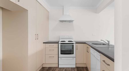 Description - Photo 3