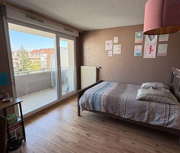 A LOUER - SUPERBE DEUX PIECES MEUBLE EN DUPLEX - LINGOLSHEIM - Photo 2