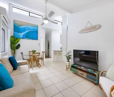 SPACIOUS END UNIT WITH LARGE YARD - Photo 3