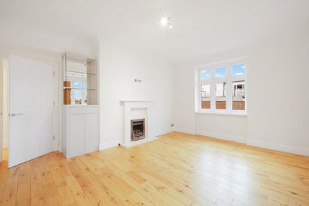 3 bedroom flat to rent - Photo 2
