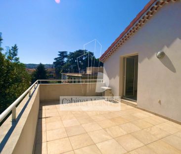 Location Appartement 3 pièces 64m² NICE 06100 - Photo 6
