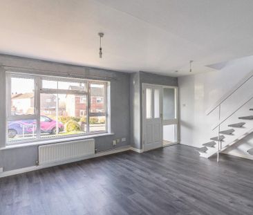 3 bedroom semi-detached house to rent - Photo 2