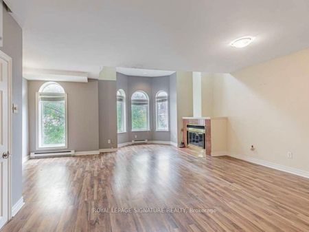 For Lease - 208 Carlton Street Unit# A, Toronto, Ontario - Photo 4