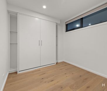 303/32 Mort Street, Braddon ACT 2612 - Apartment For Rent | Domain - Photo 5
