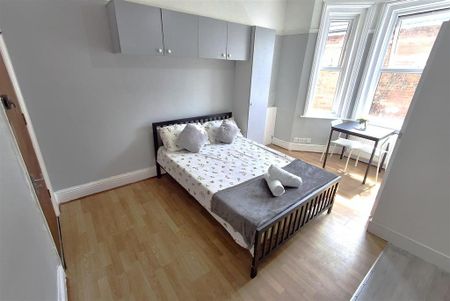 House share to rent - Photo 5