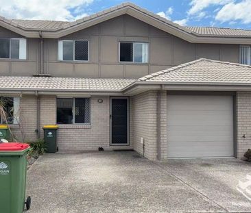 Spacious 3-beds Townhouse for Rent - Breaking Lease - Photo 4