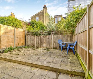 4 bedroom terraced house to rent - Photo 6