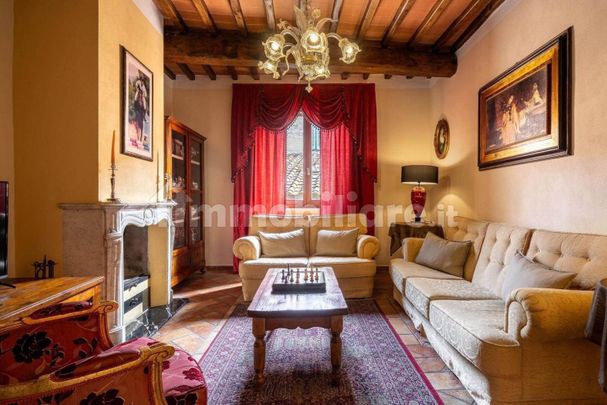 Appartamento ottimo stato, secondo piano, Colle Alta, Borgo Nuovo, Colle di Val d'Elsa - Foto 1