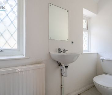 1 bedroom semi-detached house share to rent - Photo 6