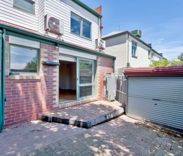 2D Doncaster Street, Ascot Vale - Photo 3