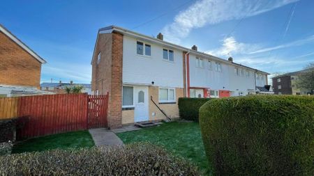 2 bedroom semi-detached house to rent - Photo 3