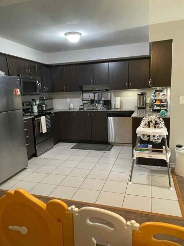 For Lease - 130 Widdicombe Hill Boulevard Unit# 422, Toronto, Ontario - Photo 5