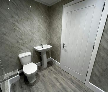 Market Place, Heanor, Derbyshire, DE75 - Photo 3