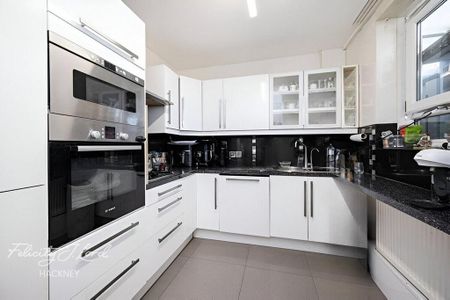3 bedroom flat to rent - Photo 2
