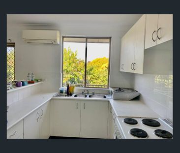 RECENTLY RENOVATED UNIT - Photo 4