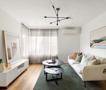 1/18 Schofield Street, ESSENDON, VIC - Photo 2