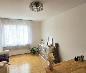 BEFRISTET: 01.12 - 31.03.27: Geräumige 4.5-Zimmer-Wohnung mit Balkon und schöner Aussicht in Luzern - Foto 2
