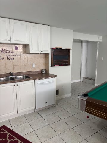 For Lease - 11 Twin Pines Drive Unit# Lower, Wasaga Beach, Ontario - Photo 5