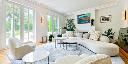 Woning te huur in Ukkel voor € 7.950 met 8 slaapkamers - Foto 2