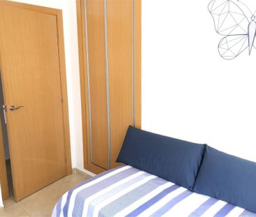 Ático de alquiler en Avenida Jardín, 17, Marina Trebol - Neptuno - Photo 2