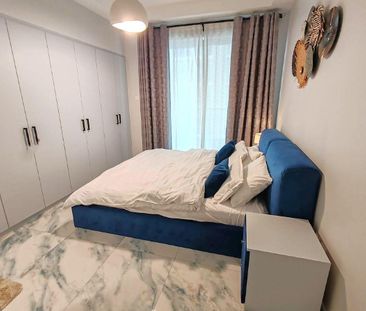 MODERN - RENOVATED - FURNISHED - GREAT FACILITIES - Photo 2
