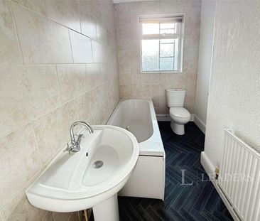 3 bedroom house to rent Woodhouse Road, Sheffield, South Yorkshire,... - Photo 6