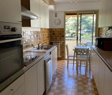 Location Appartement 3 pièces 82m² CANNES 06400 - Photo 6