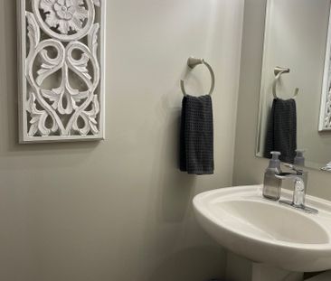 For Lease - 33 St Alexi Walk, Orleans - Cumberland and Area, Ontario - Photo 2