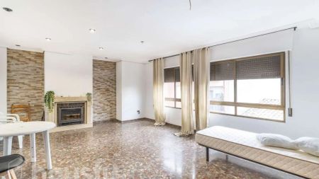 Piso de alquiler en Carrer Santa Bàrbara, ., Madrigal - Photo 4