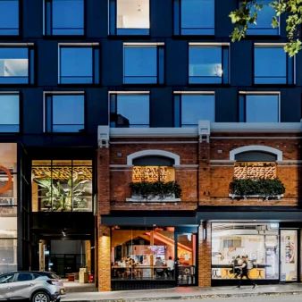 U18 Standard Studio - Photo 1