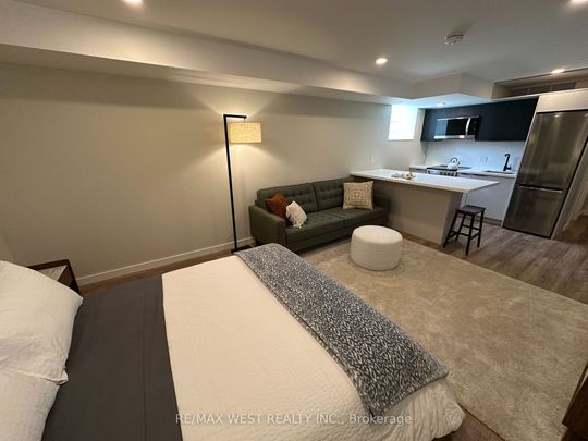 For Lease - 176 Sammon Avenue Unit# Lower, Toronto, Ontario - Photo 1