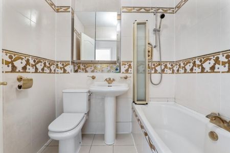 3 Bed Flat, Hughenden Lane, G12 - Photo 5