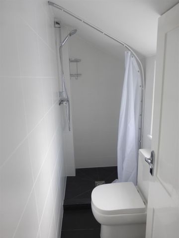 Addison Bridge Place, London - Photo 4