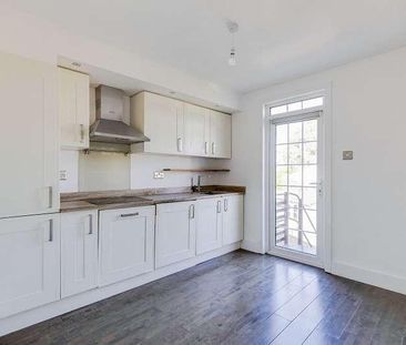 Cardiff Road, Dinas Powys, The Vale Of Glamorgan, CF64 - Photo 2