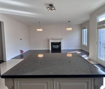 For Lease - 83 Golden Forest Road Unit# Main, Vaughan, Ontario - Photo 4