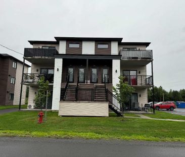 5 1/2 à louer - Photo 2