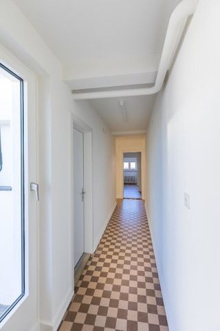 Renovierte Mansarde im Herzen von Basel - Photo 4