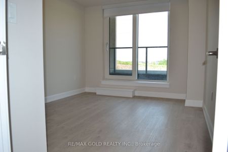 For Lease - 3200 William Coltson Avenue Unit# 323, Oakville, Ontario - Photo 4