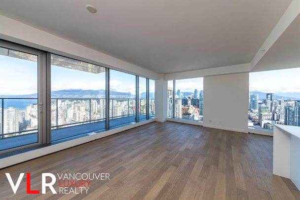 Condo in Downtown Vancouver, BC - Photo 1