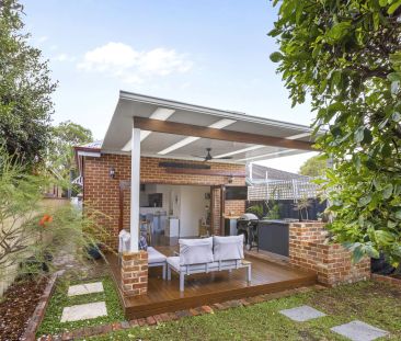 Character, Comfort & Convenience in One - Photo 3