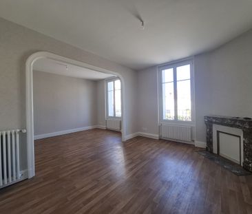 Location Appartement 3 pièces 88m² VICHY 03200 - Photo 3